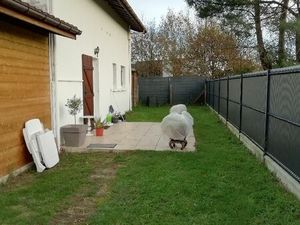 T3 a louer a l'annee a leon (40550)