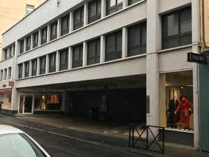 Garage/stationnement a louer