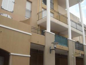 Location appartement 1 pièce 32 m² à Venelles (13770)