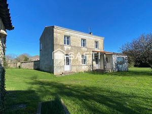 Vente maison 5 pièces 150 m² Surgères (17700)
