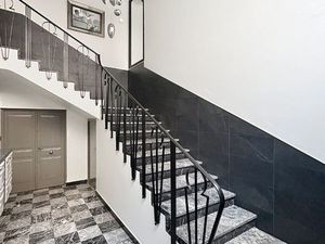 Vente appartement 2 pièces  52.00m²  Antibes