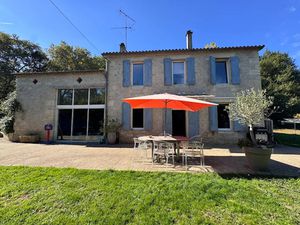 Vente maison 7 pièces 190 m² à Saint-Vivien-de-Monségur (33580)  283 500 €