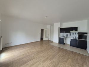 Location Appartement 3 pièces 69m² LILLE 59260