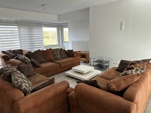 Groot appartement met 4 slaapkmers en zonneterras!