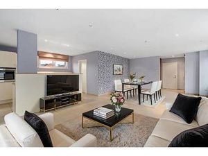 Appartement te koop in Lembeke met 4 slaapkamers