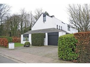 Huis te koop in Aartselaar met 4 slaapkamers