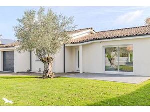 Vente maison 4 pièces 98 m² Coutras (33230)