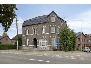 Ruime  charmante woning met loft te koop in Maaseik