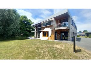 A LOUER  ACCES PMR - LOCAUX E.R.P