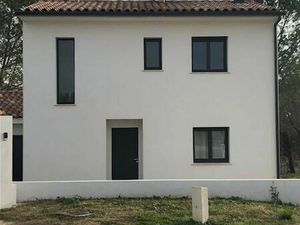 Vente maison neuf 5 pièces 96m2 Le Val - 305000 € - Surface Privée