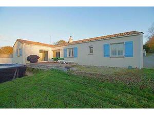 Vente Maison à Sainte-Foy (85150) : à vendre / 130m² Sainte-Foy