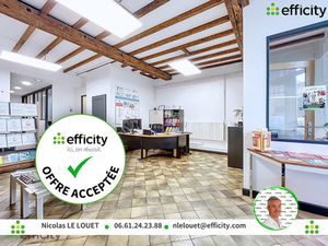 Bureau 18 pièces - 276 m²