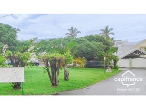 Terrain à bâtir de 485 m² dans lotissement sécurisé – Saint-Denis Centre