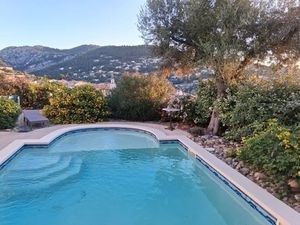 Vente maison 5 pièces 118 m² à Ollioules (83190)  625 000 €