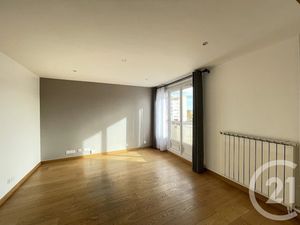 Vente appartement 2 pièces 44 m² à Maurepas (78310)  159 000 €