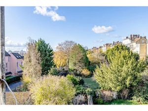 Vente appartement 1 pièce 18 m² à Pontoise (95000)  99 000 €