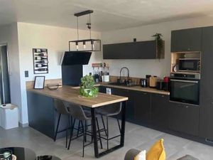 Location meublée appartement 3 pièces 58 m² à Avignon (84000)  1 000 €