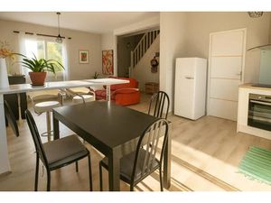 Location maison 4 pièces 91 m² à Auch (32000)  950 €