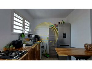 Opportunité ! T3 + Studio – Emplacement stratégique à Trois