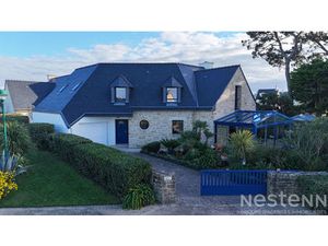 QUIBERON - Grande maison d'architecte à vendre proche du centre-ville et des plages de la 