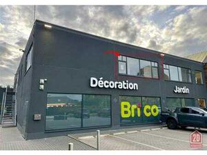 BONNIVERS-2D : 1 espace bureau de 40m² + parties communes
