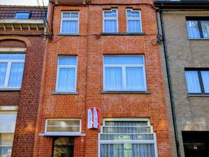 Maison 4 chambres présentant de beaux volumes à rafraîchir