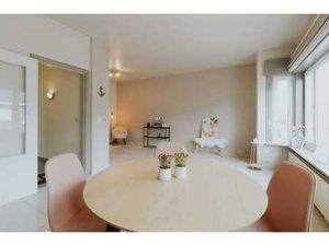 Investissement idéal - APPARTEMENT DE DEUX CHAMBRES avec ...