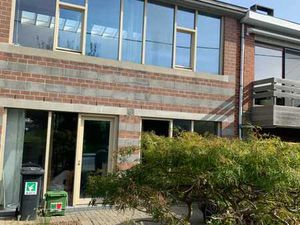 Mehagne  maison d'habitation  3 chambres avec jardin.