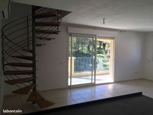 Biguglia  T3 duplex dans résidence calme