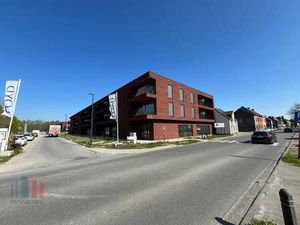 161 m² de bureaux ou d'espaces commerciaux nouvellement c...