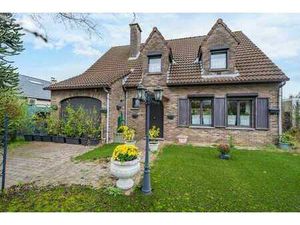 Villa de style campagnard avec un potentiel exceptionnel ...