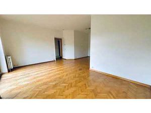 Charmant rez-de-chaussée 2 chambres avec terrasse