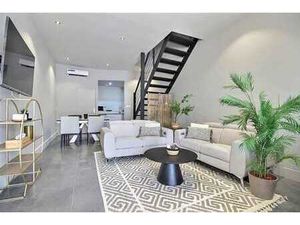 Local commercial clé en main Polyvalent et plein de possibil