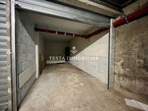 MENTON CAREI - GARAGE