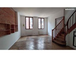 Appartement T4 58m² plein centre de Saint-Saëns (annonce renouvelée)