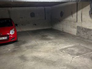 Place de parking souterrain