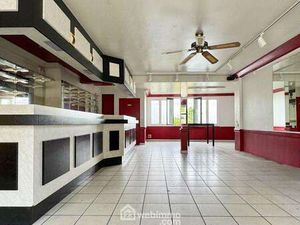 Vente Bureaux et commerces à La Romagne (49740) : à vendre / 110m² La Romagne