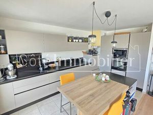 Appartement 5 pièces 93 m²