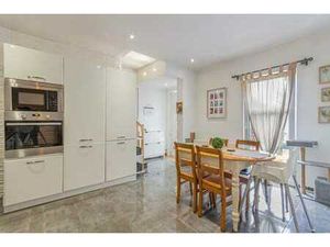 Belle maison 3 chambres  grande terrasse en TB état général