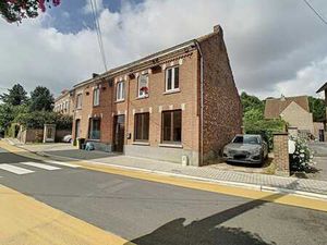 Ruime woning te huur!