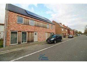 Nieuwbouwwoning van 2019 te huur met 3 slaapkamers en garage