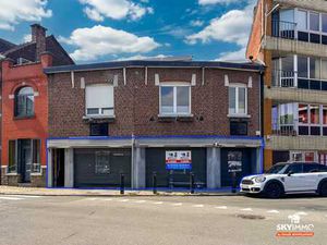 REZ DE CHAUSSE COMMERCIALE - 71M2 - VITRINE ATTRACTIVE