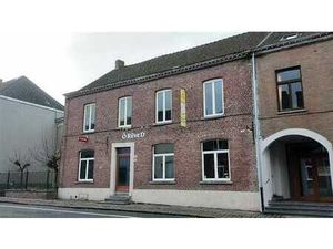 Café/taverne + appartement