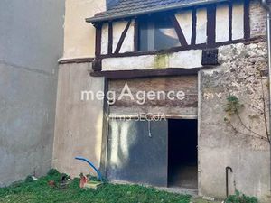 Vente appartement 2 pièces 68 m² à Sens (89100)  49 000 €