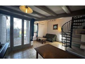 Location maison  m² T-2 à Lablachère  670 €