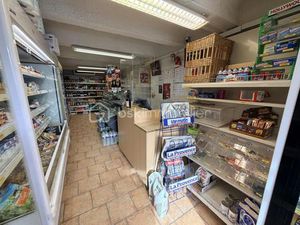 À SAISIR – Commerce de proximité + logement !