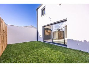 AYTRE - MAISON NEUVE / TROIS CHAMBRES