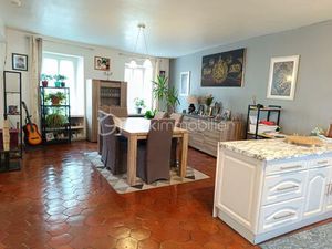 Maison de village de 120 m² à Ouarville