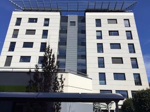 Location parking 12 m² à Chambery (73000)  99 €