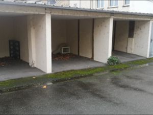 Lot de 8 places de parking